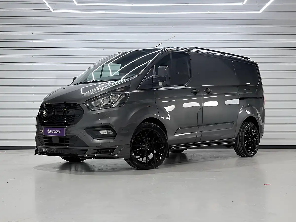 Used 2023 Ford Transit Custom 300 Limited Magnetic - Front View