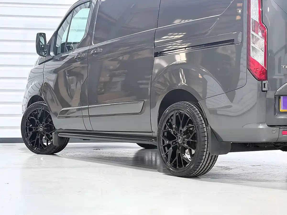 Used 2023 Ford Transit Custom 300 Limited Magnetic - Interior and Exterior details 17