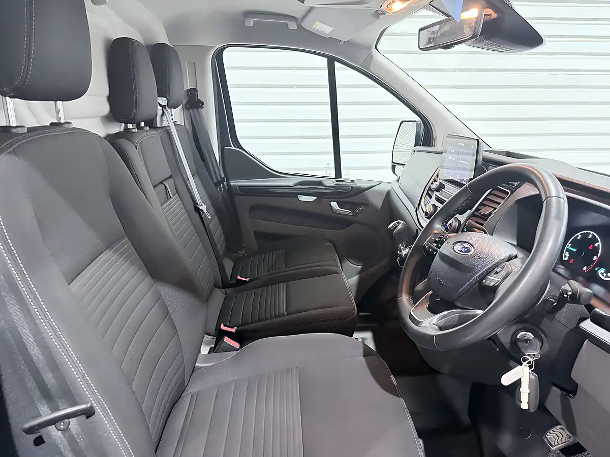 Used 2023 Ford Transit Custom 300 Limited Magnetic - Interior and Exterior details 20