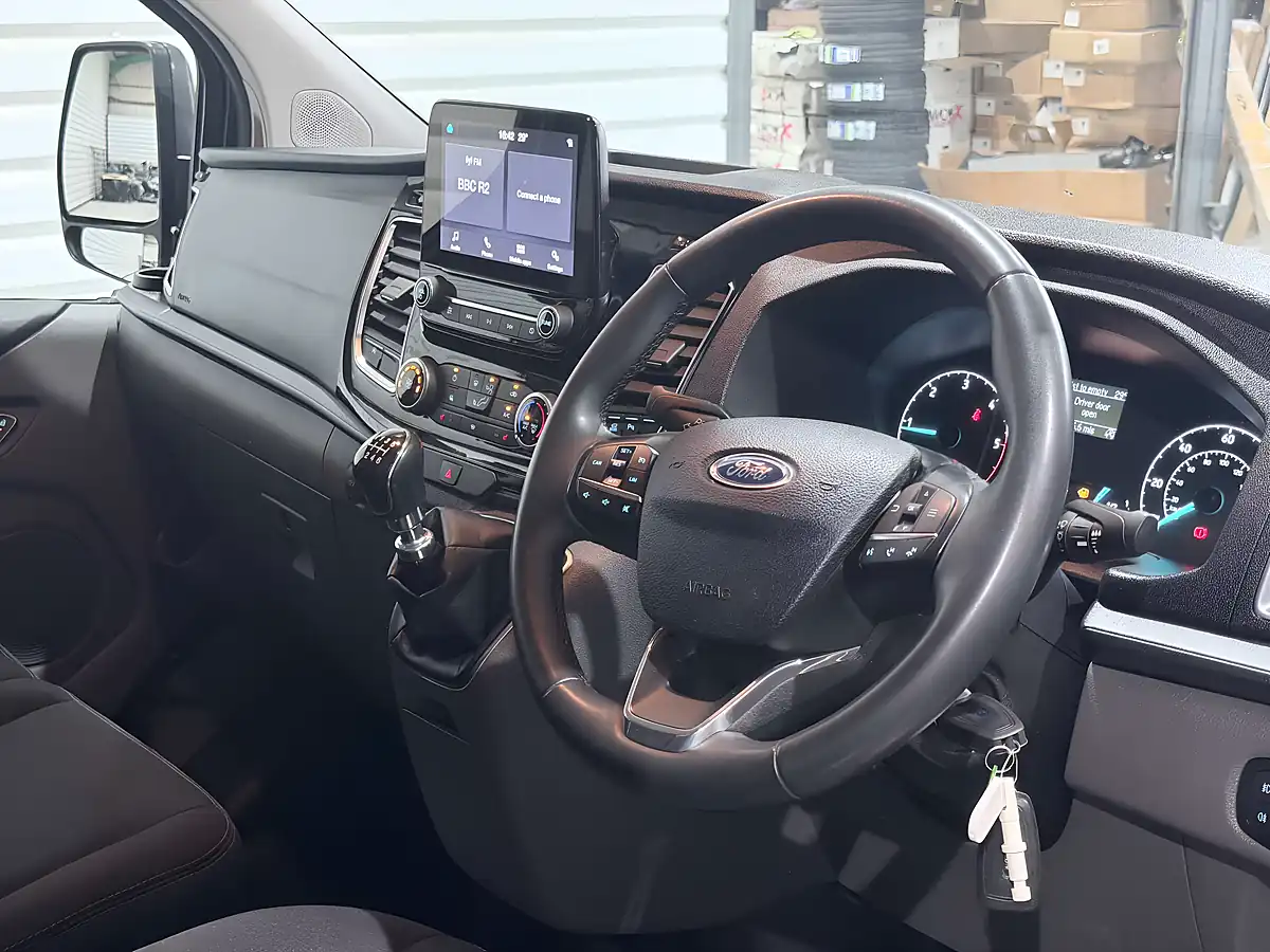 Used 2023 Ford Transit Custom 300 Limited Magnetic - Interior and Exterior details 3