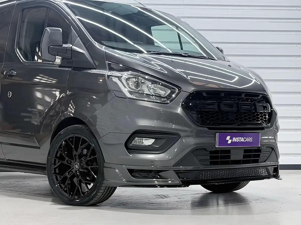 Used 2023 Ford Transit Custom 300 Limited Magnetic - Interior and Exterior details 4