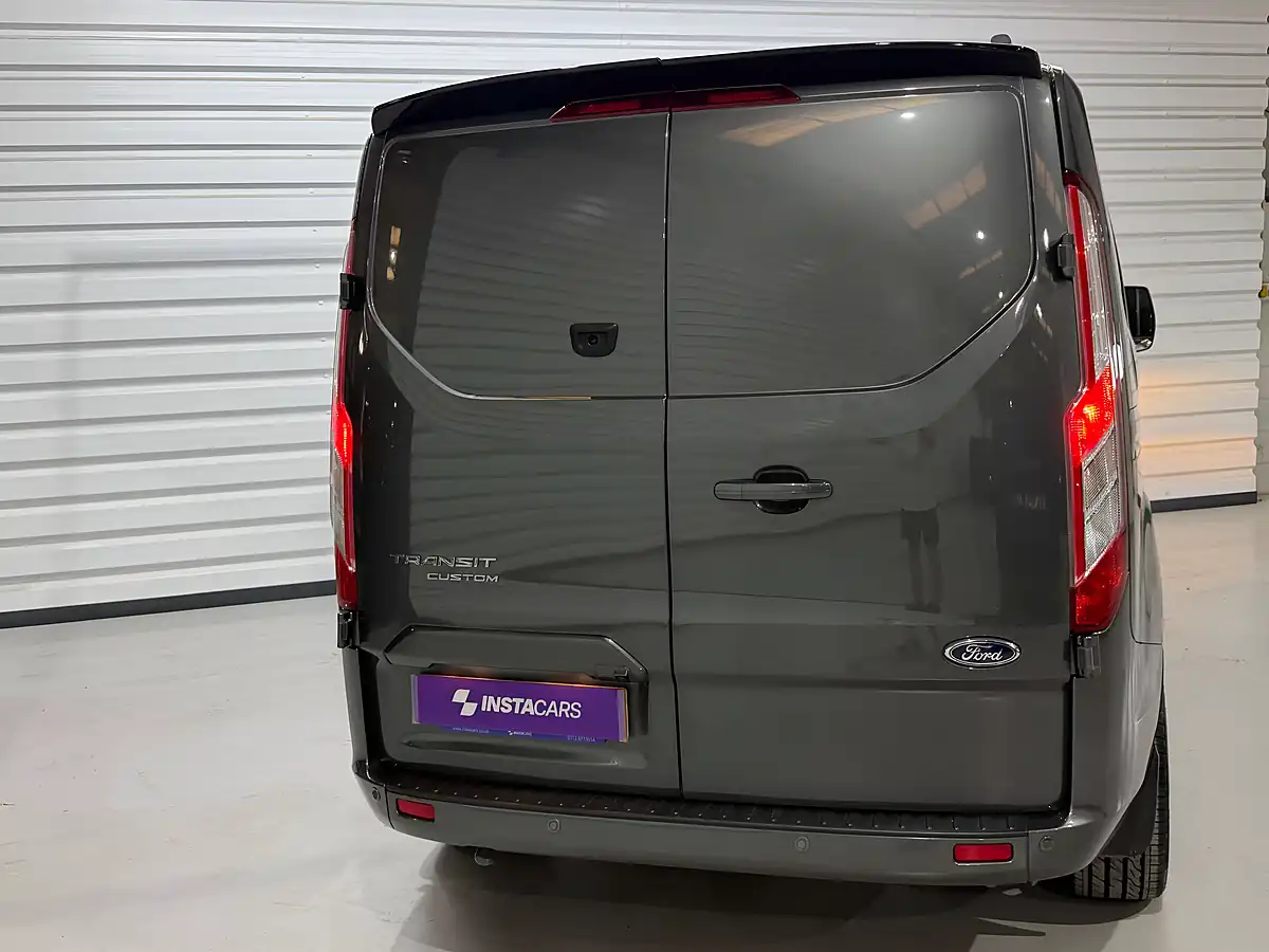 Used 2023 Ford Transit Custom 300 Limited Magnetic - Interior and Exterior details 10