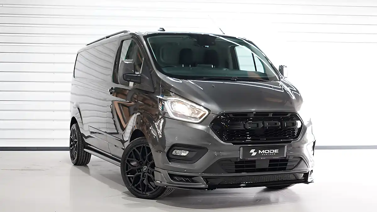 Used 2023 Ford Transit Custom 300 Limited Magnetic - Front View