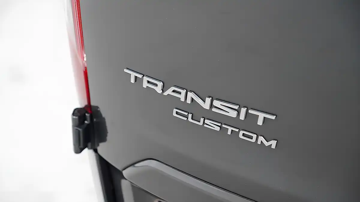 Used 2023 Ford Transit Custom 300 Limited Magnetic - Interior and Exterior details 11