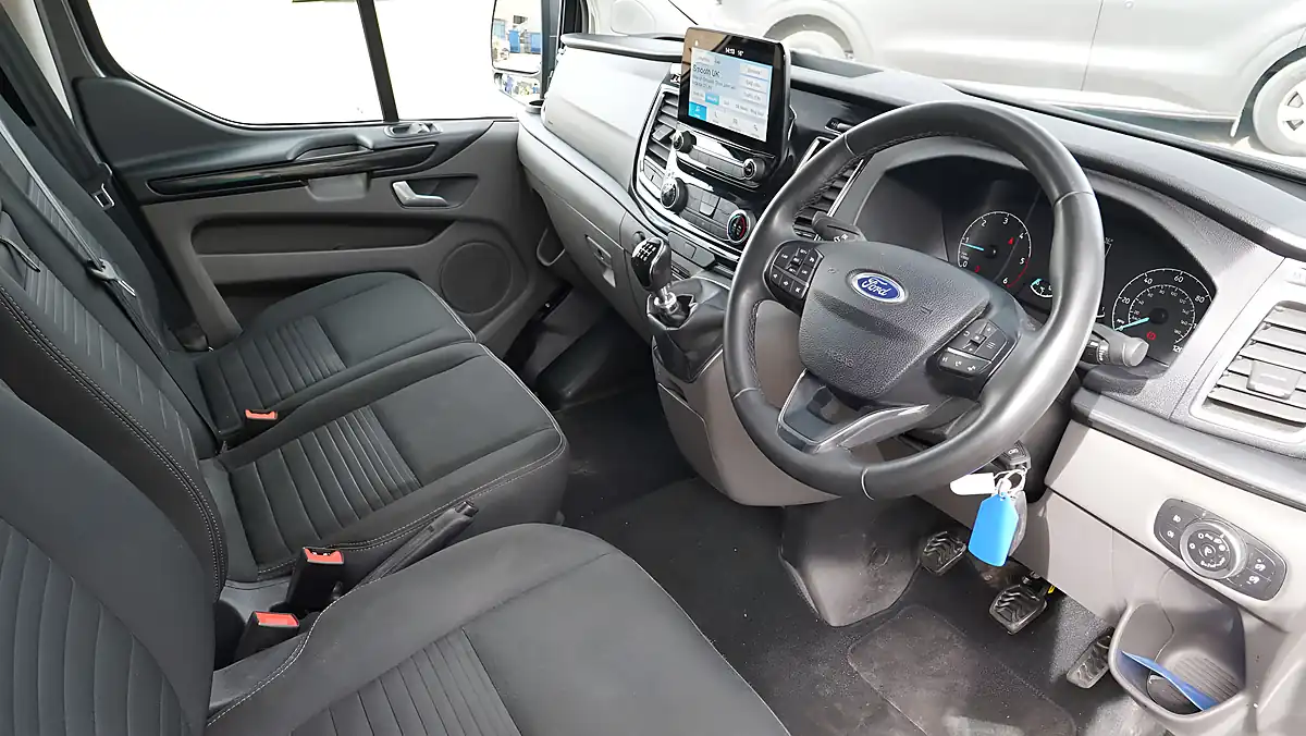 Used 2023 Ford Transit Custom 300 Limited Magnetic - Interior and Exterior details 14