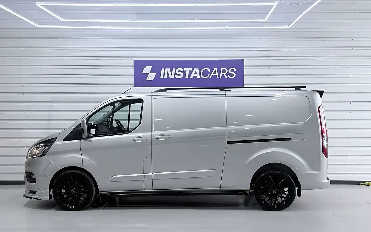 Used 2023 Ford Transit Custom 300 Limited Moondust Silver - Interior and Exterior details 10