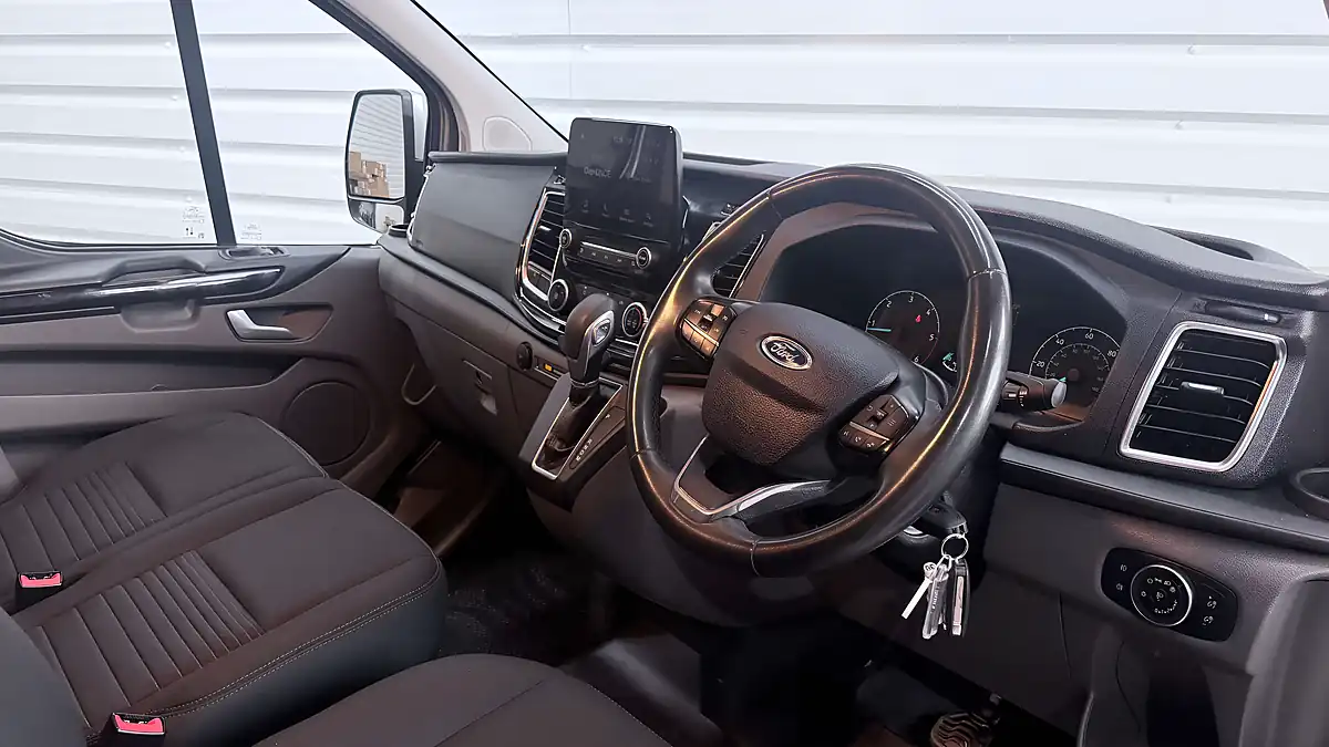 Used 2023 Ford Transit Custom 300 Limited Moondust Silver - Interior and Exterior details 3