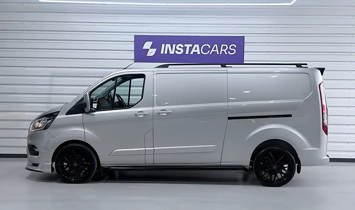Used 2023 Ford Transit Custom 300 Limited Moondust Silver - Interior and Exterior details 9