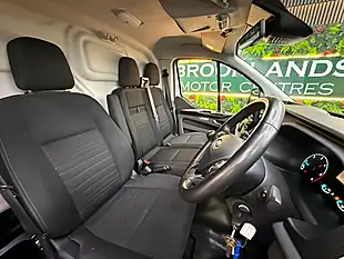 Used 2023 Ford Transit Custom 300 Limited P/V White - Interior and Exterior details 14