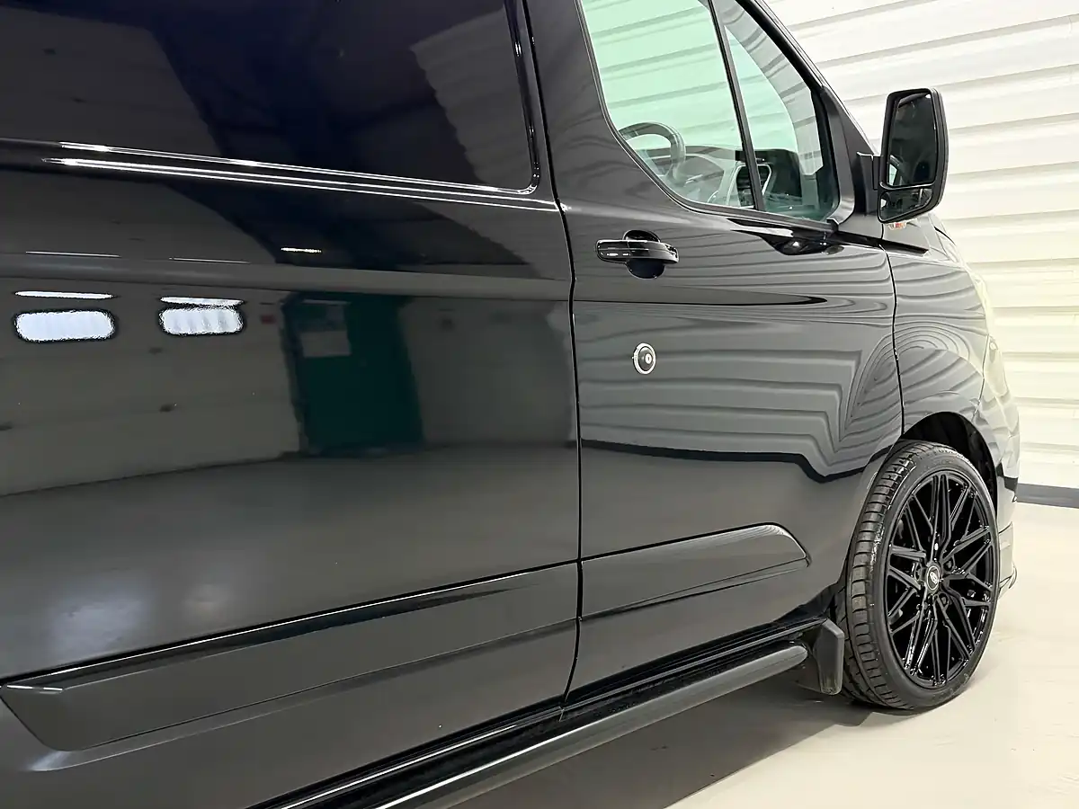 Used 2023 Ford Transit Custom 300 Limited Shadow Black (metallic Colour) - Interior and Exterior details 7