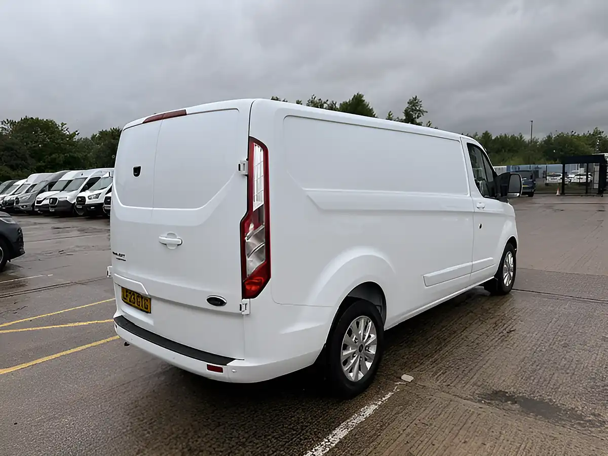Used 2023 Ford Transit Custom 300 Limited White - Interior and Exterior details 3