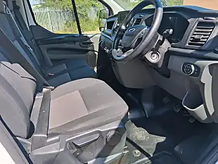 Used 2023 Ford Transit Custom 300 White - Interior and Exterior details 12
