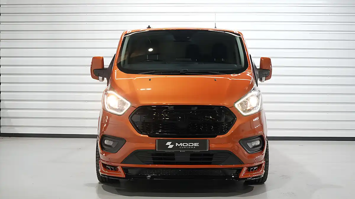 Used 2023 Ford Transit Custom 320 Limited Orange Glow - Interior and Exterior details 4