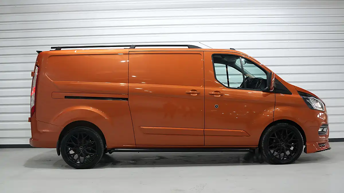 Used 2023 Ford Transit Custom 320 Limited Orange Glow - Interior and Exterior details 5