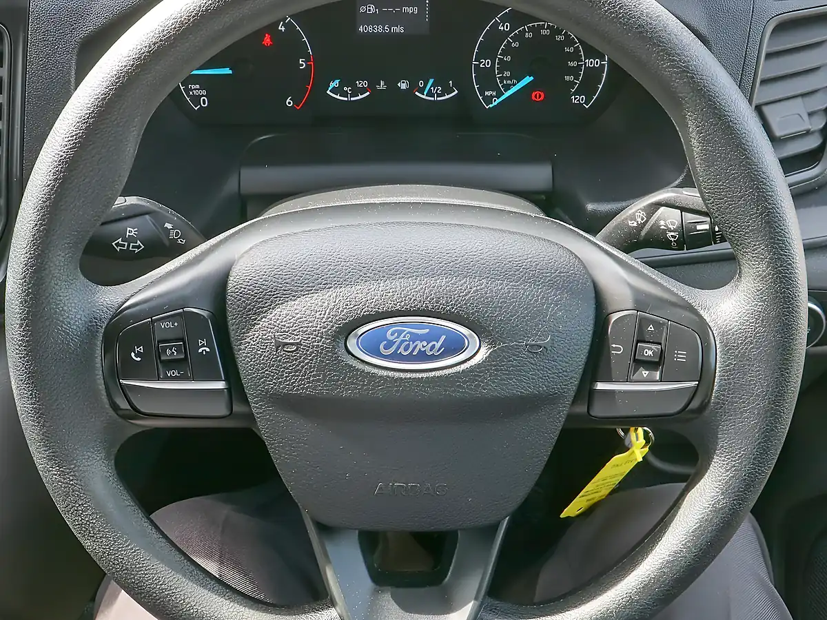 Used 2023 Ford Transit Custom Leader Frozen White - Interior and Exterior details 18