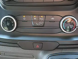 Used 2023 Ford Transit Custom Leader Frozen White - Interior and Exterior details 20