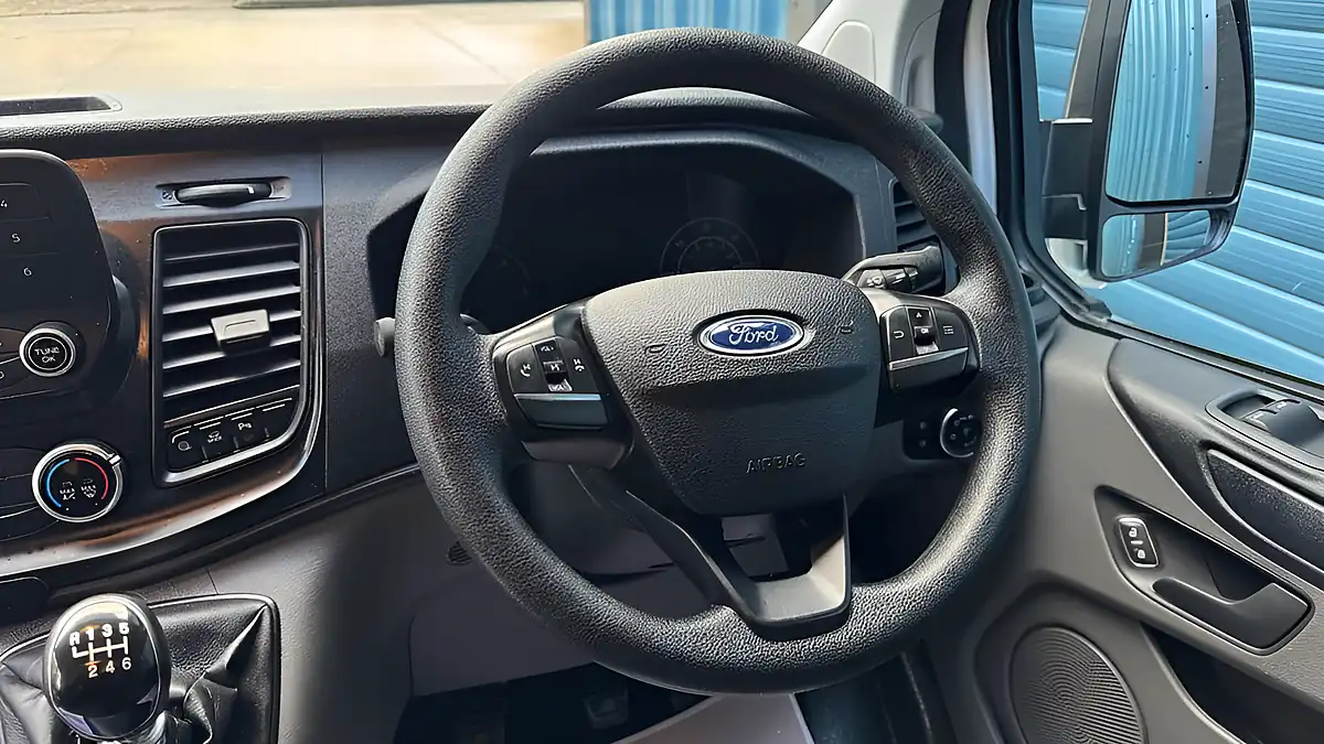 Used 2023 Ford Transit Custom Leader Frozen White - Interior and Exterior details 13