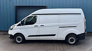 Used 2023 Ford Transit Custom Leader Frozen White - Interior and Exterior details 4