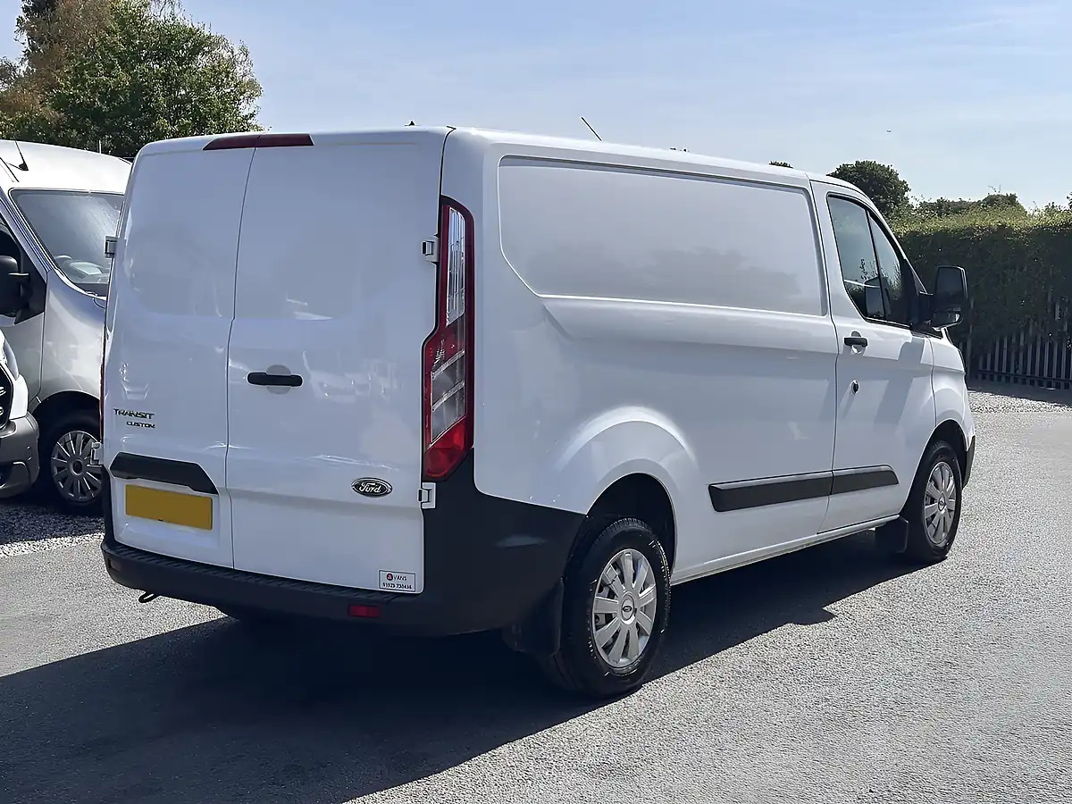 Used 2023 Ford Transit Custom Leader Frozen White (solid Colour) - Interior and Exterior details 11