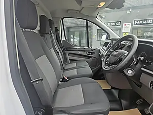Used 2023 Ford Transit Custom Leader Frozen White (solid Colour) - Interior and Exterior details 5
