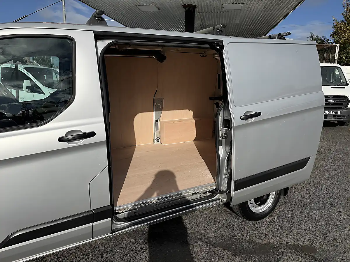 Used 2023 Ford Transit Custom Leader Moondust Silver (metallic) - Interior and Exterior details 10