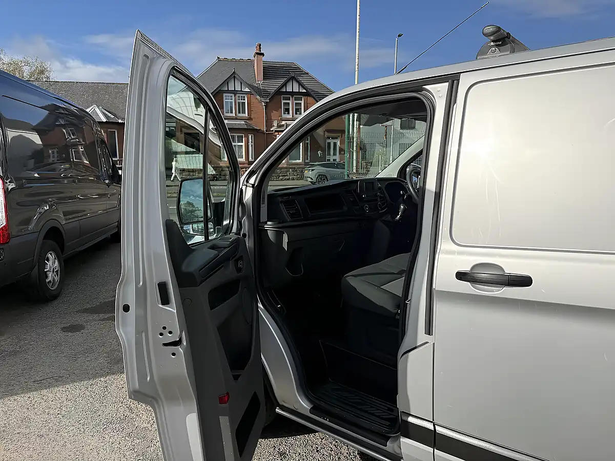 Used 2023 Ford Transit Custom Leader Moondust Silver (metallic) - Interior and Exterior details 11