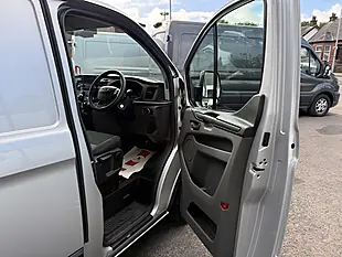 Used 2023 Ford Transit Custom Leader Moondust Silver (metallic) - Interior and Exterior details 4