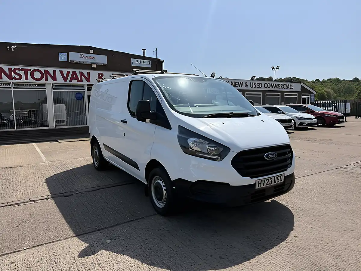 Used 2023 Ford Transit Custom Leader White - Front View