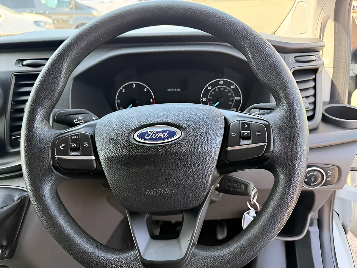 Used 2023 Ford Transit Custom Leader White - Interior and Exterior details 20