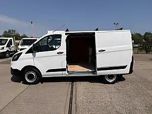 Used 2023 Ford Transit Custom Leader White - Interior and Exterior details 8