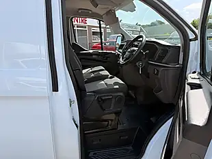 Used 2023 Ford Transit Custom Leader White - Interior and Exterior details 17