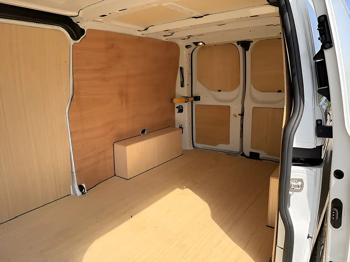 Used 2023 Ford Transit Custom Leader White - Interior and Exterior details 9