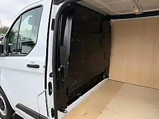 Used 2023 Ford Transit Custom Leader White - Interior and Exterior details 10