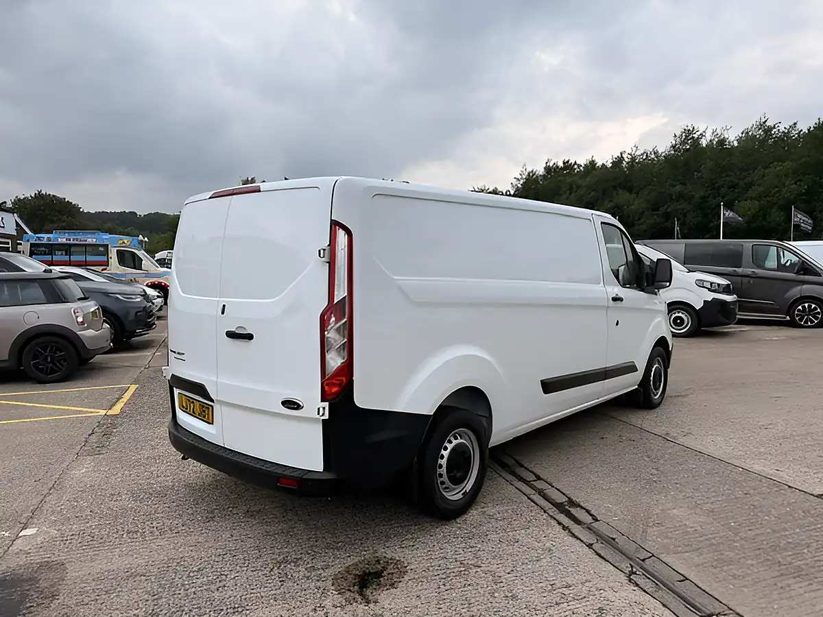 Used 2023 Ford Transit Custom Leader White - Interior and Exterior details 3