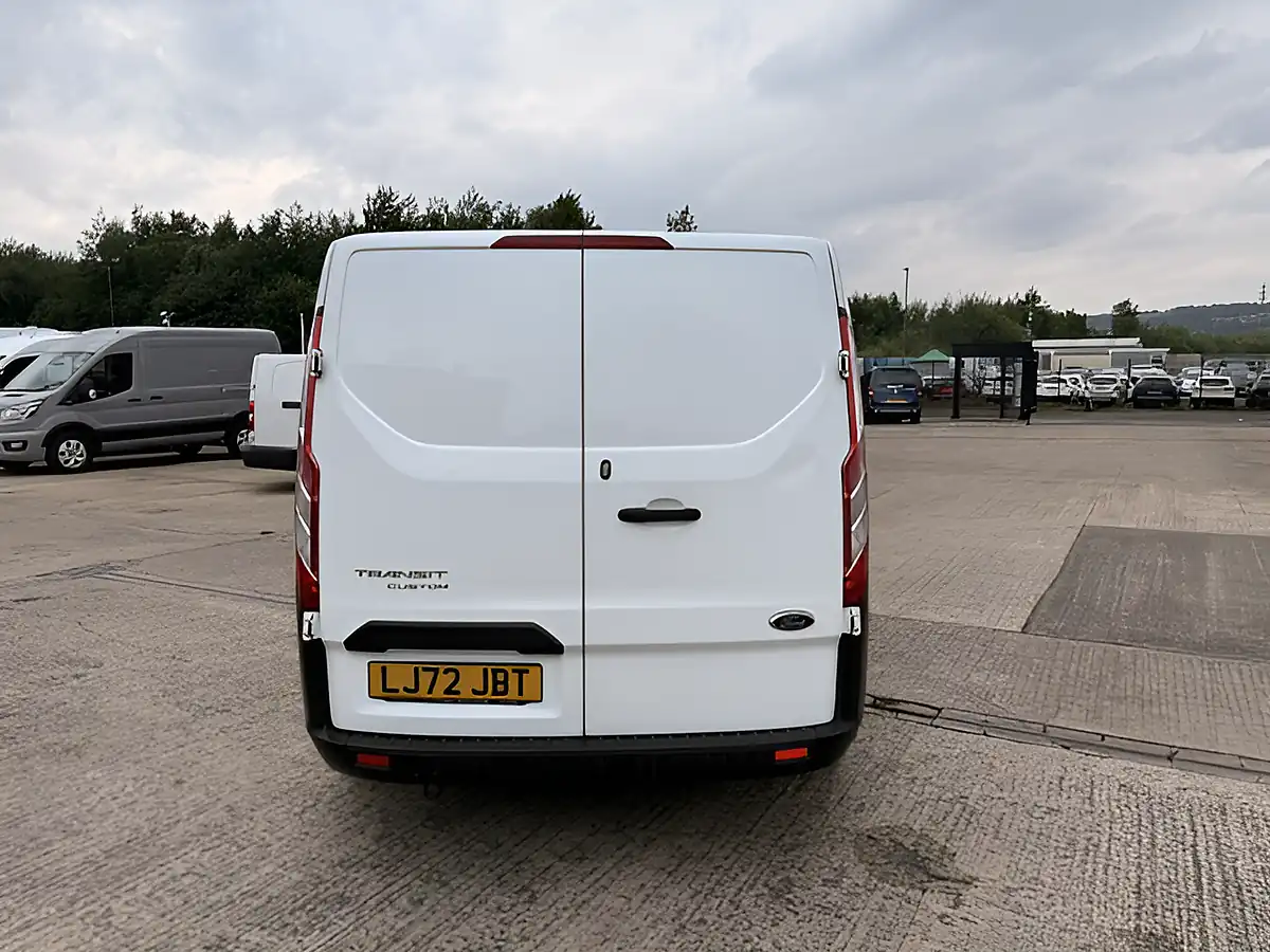 Used 2023 Ford Transit Custom Leader White - Interior and Exterior details 4