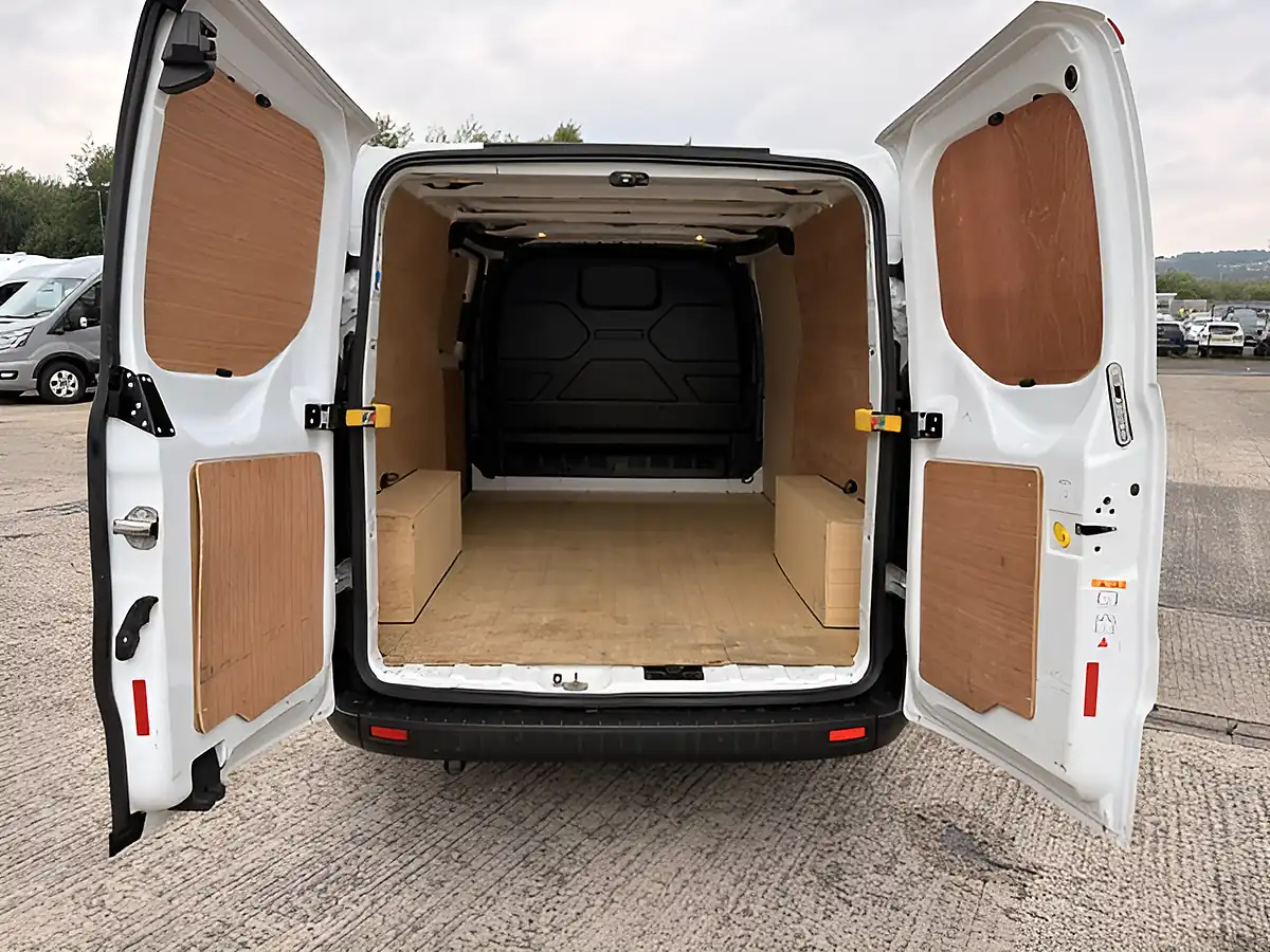Used 2023 Ford Transit Custom Leader White - Interior and Exterior details 5