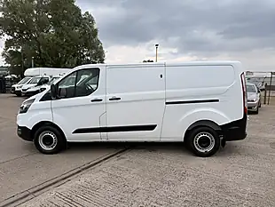 Used 2023 Ford Transit Custom Leader White - Interior and Exterior details 8