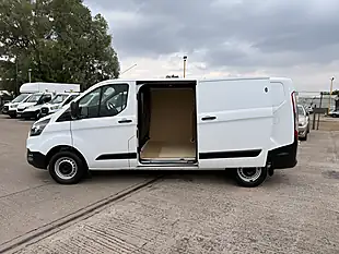 Used 2023 Ford Transit Custom Leader White - Interior and Exterior details 9