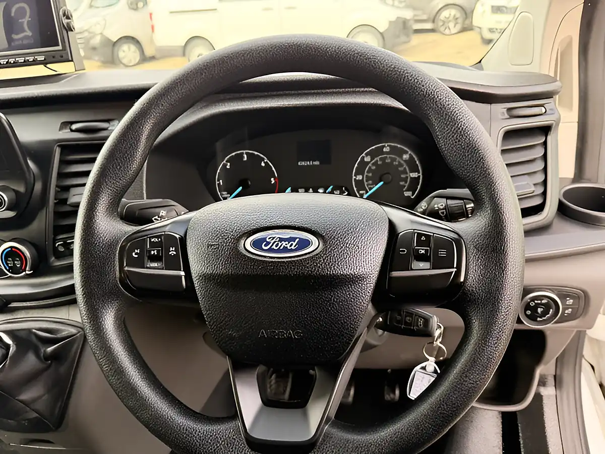 Used 2023 Ford Transit Custom Leader White - Interior and Exterior details 19