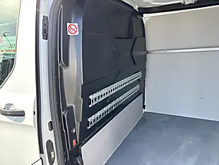 Used 2023 Ford Transit Custom Leader White - Interior and Exterior details 15