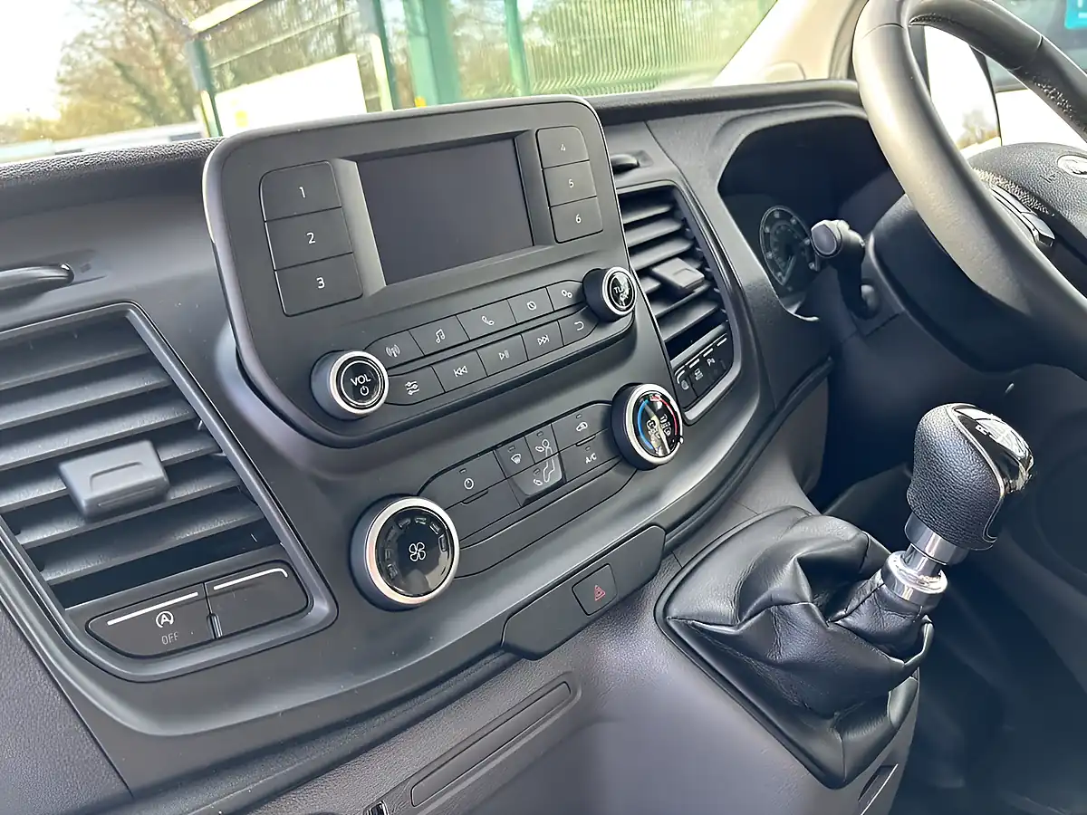 Used 2023 Ford Transit Custom Leader White - Interior and Exterior details 18