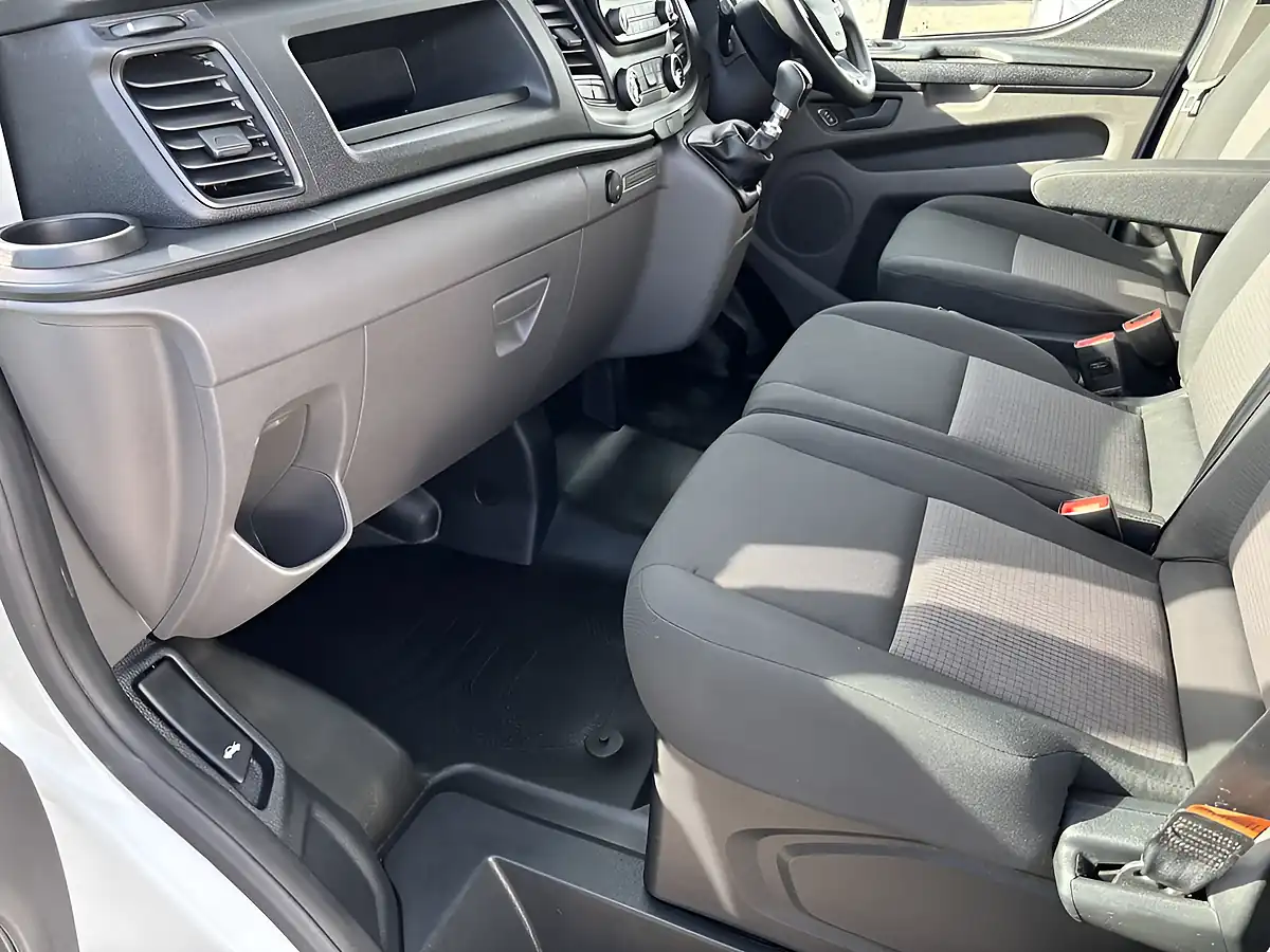 Used 2023 Ford Transit Custom Leader White - Interior and Exterior details 19
