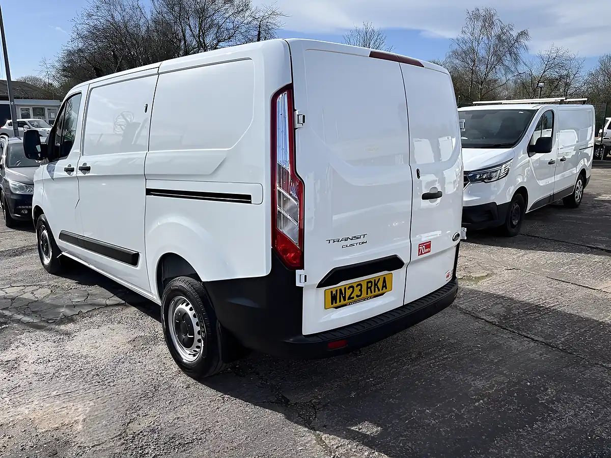 Used 2023 Ford Transit Custom Leader White - Interior and Exterior details 6