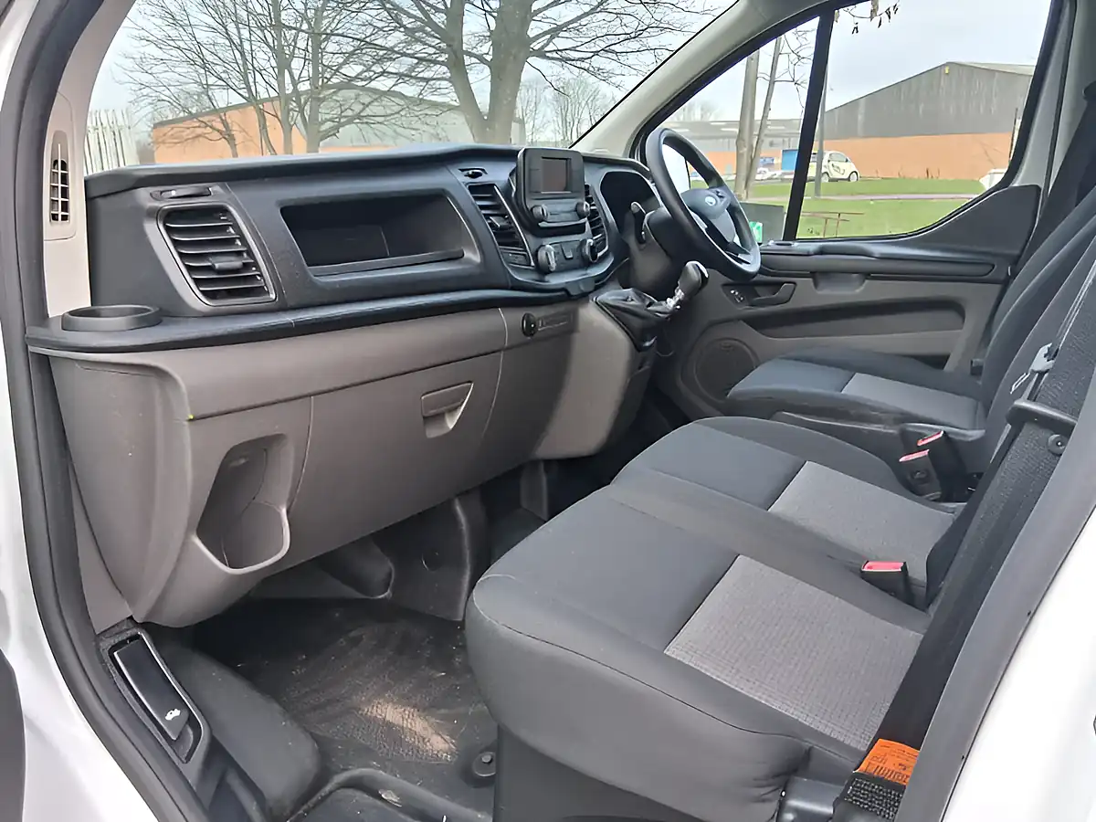 Used 2023 Ford Transit Custom Leader White - Interior and Exterior details 11