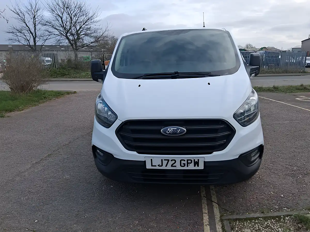 Used 2023 Ford Transit Custom Leader White - Interior and Exterior details 8