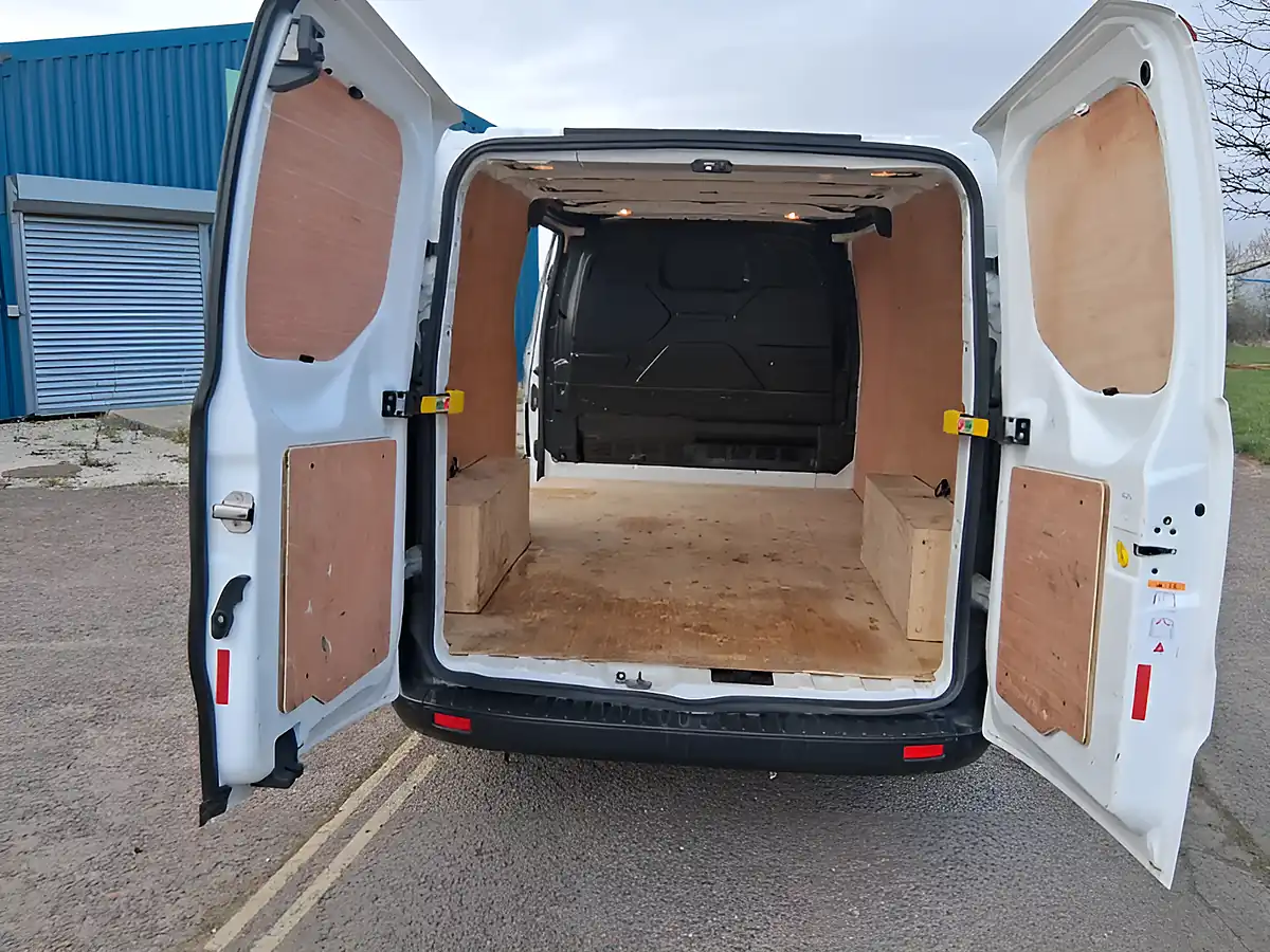 Used 2023 Ford Transit Custom Leader White - Interior and Exterior details 9