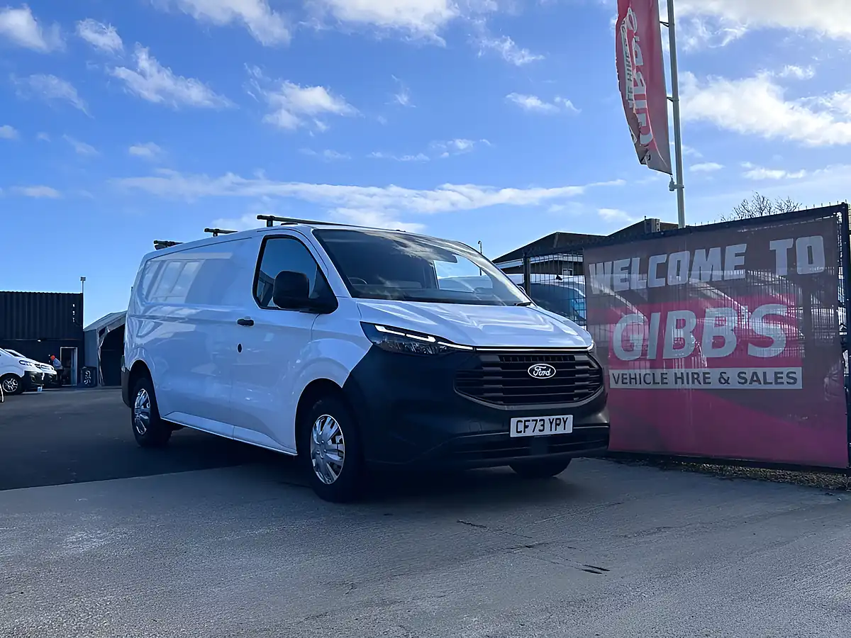 Used 2023 Ford Transit Custom Leader White - Front View