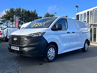 Used 2023 Ford Transit Custom Leader White - Interior and Exterior details 9