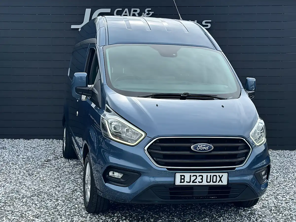 Used 2023 Ford Transit Custom Limited Blue - Front View