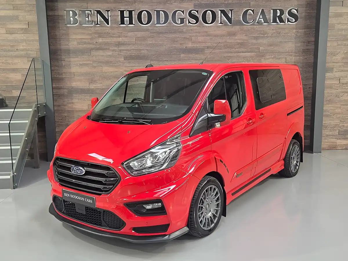 Used 2023 Ford Transit Custom Limited Carmine Red - Front View